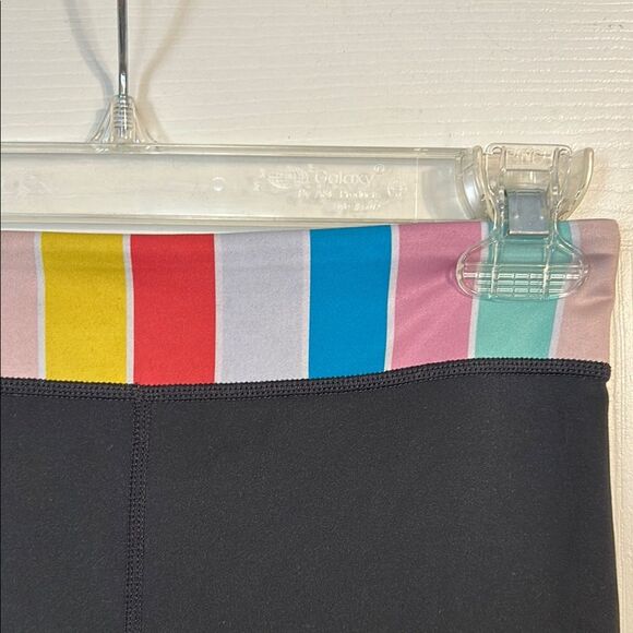 NIKE Dri-Fit Large Black Rainbow Cropped Leggings Compression Stretch Athletic - Picture 3 of 7